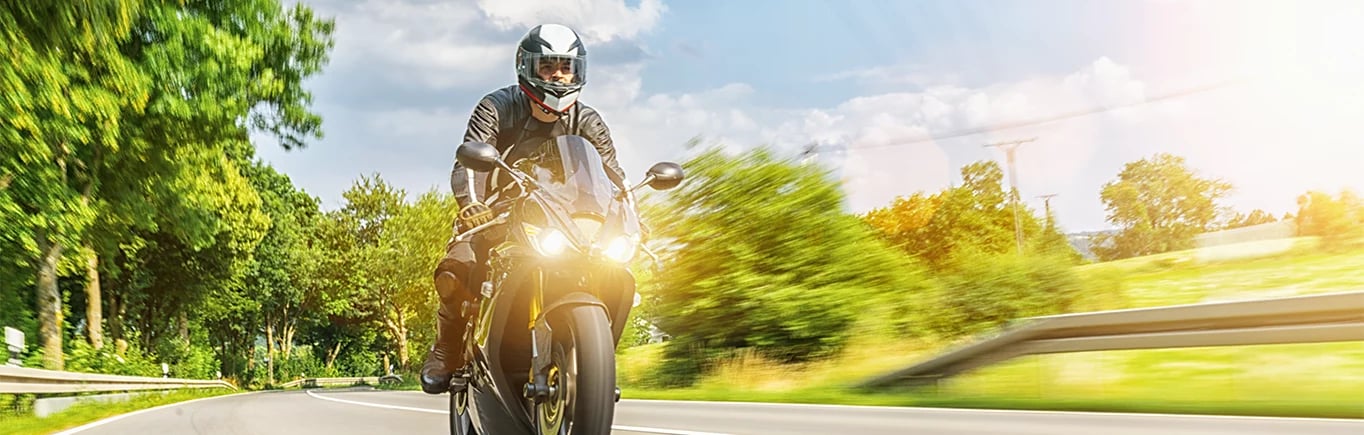 Beneficios físicos y psicológicos de conducir una moto