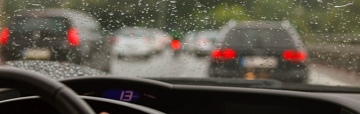 Que debes hacer para cuidar tu carro cuando hay pronostico de lluvia