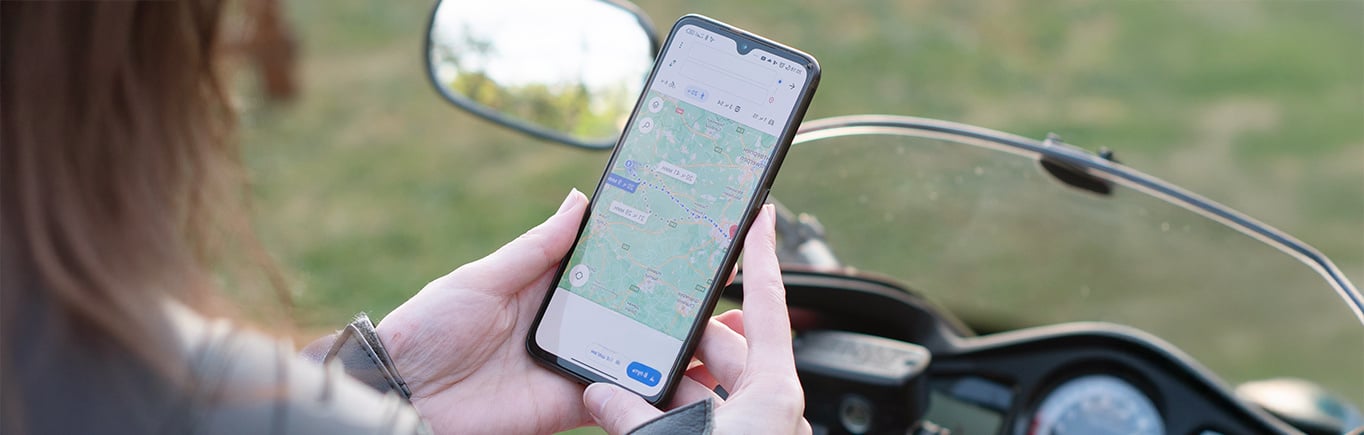 Viajes en moto Tips de seguridad para conducir en caravana_secundaria