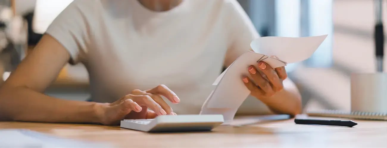 Cómo Asesor Virtual te ayuda a cerrar el año con tus finanzas bajo control