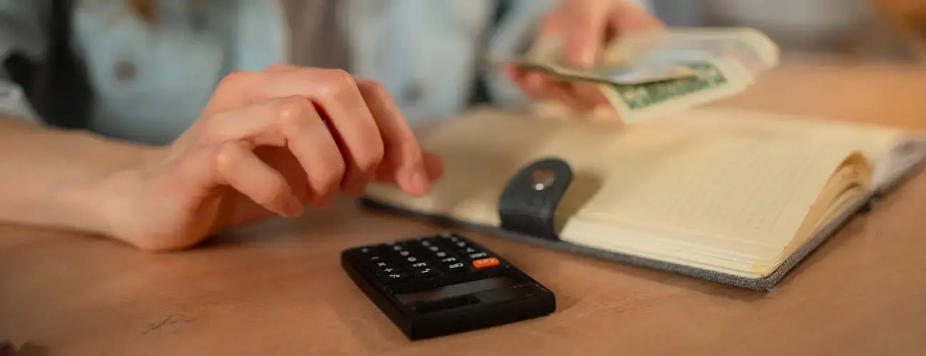 Distribuir tus ingresos en 2026 método simple